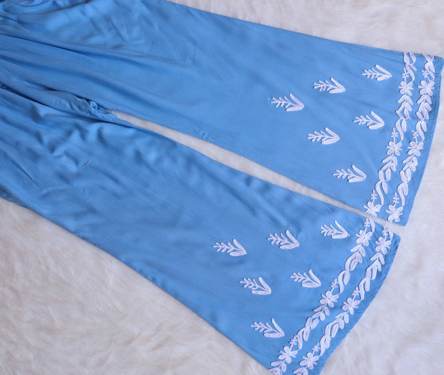 SUHANI Ice Blue Sleeveless Rayon Kurta Pant set